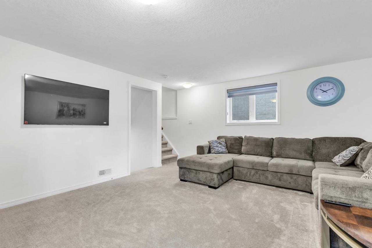 Modern 1 Bedroom + Den In Cambridge Dış mekan fotoğraf