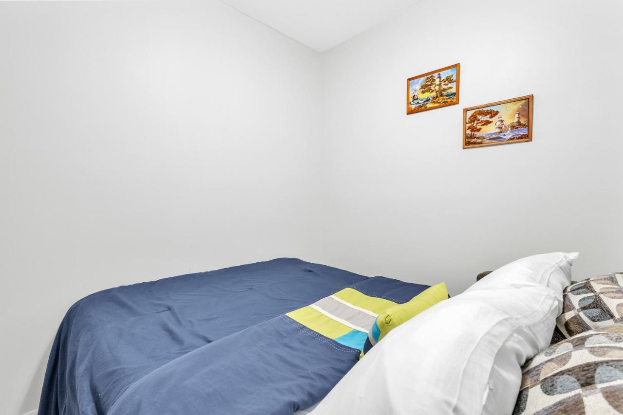 Modern 1 Bedroom + Den In Cambridge Dış mekan fotoğraf